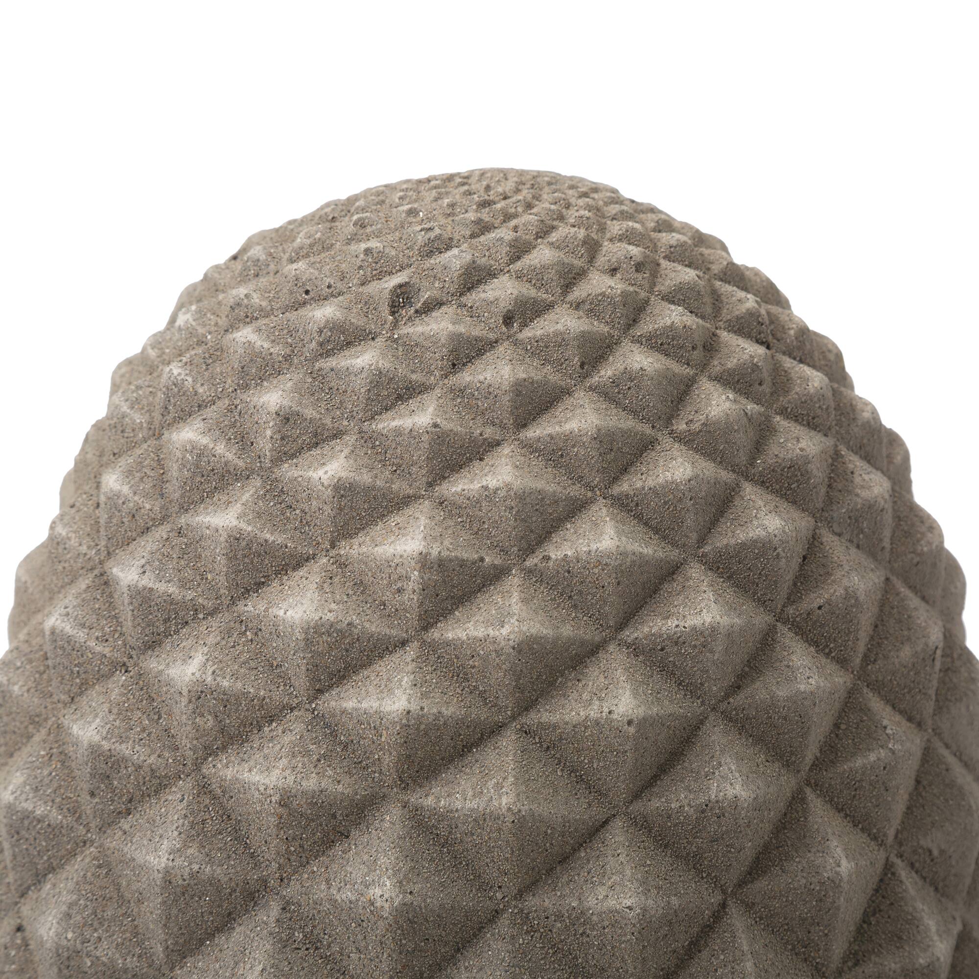 Glitzhome® 16.5" Artichoke Garden Statue